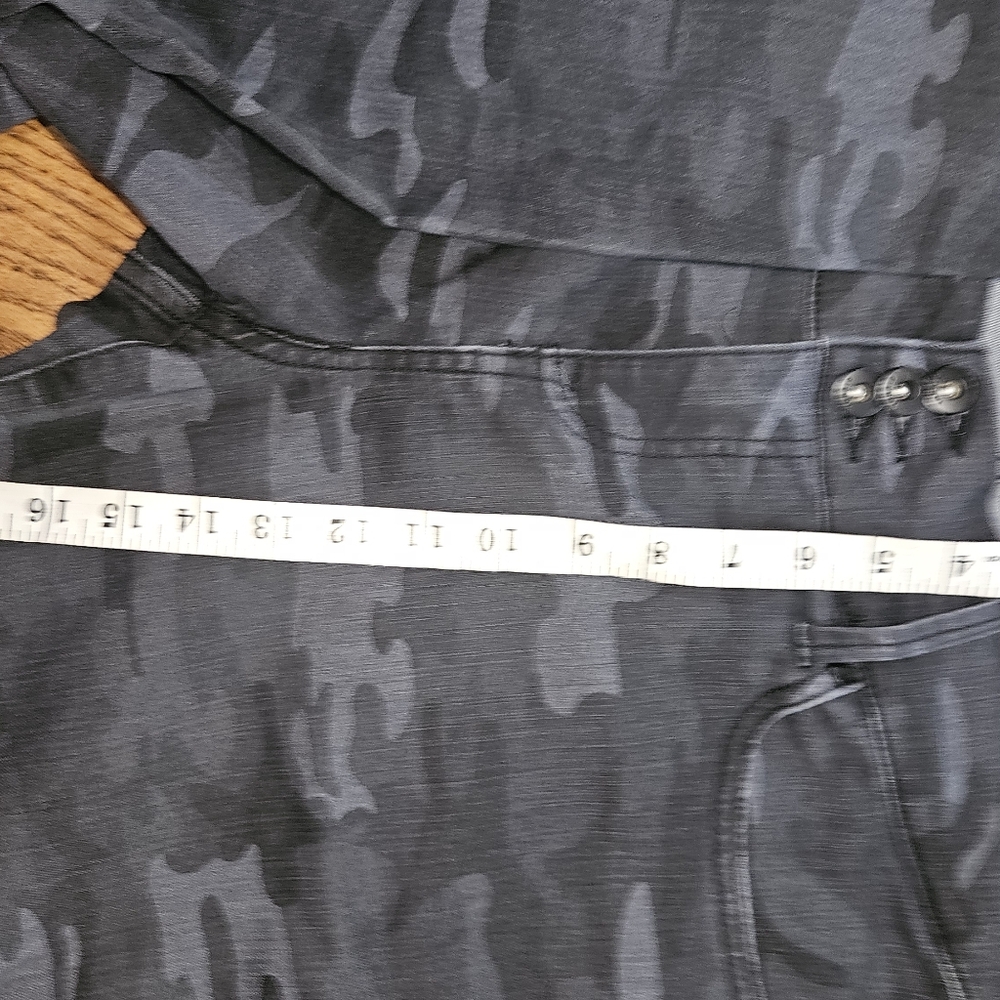 Torrid Women's Black Camouflage Jeggings Size 18. - Picture 11 of 11